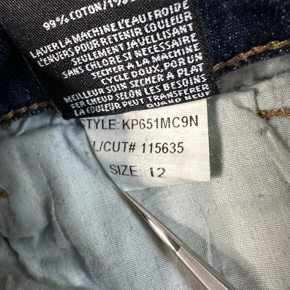 Kut From The Cloth Distressed Jeans Womens 12 Blue Medium Wash Raw Hem Mid Rise - Picture 7 of 11